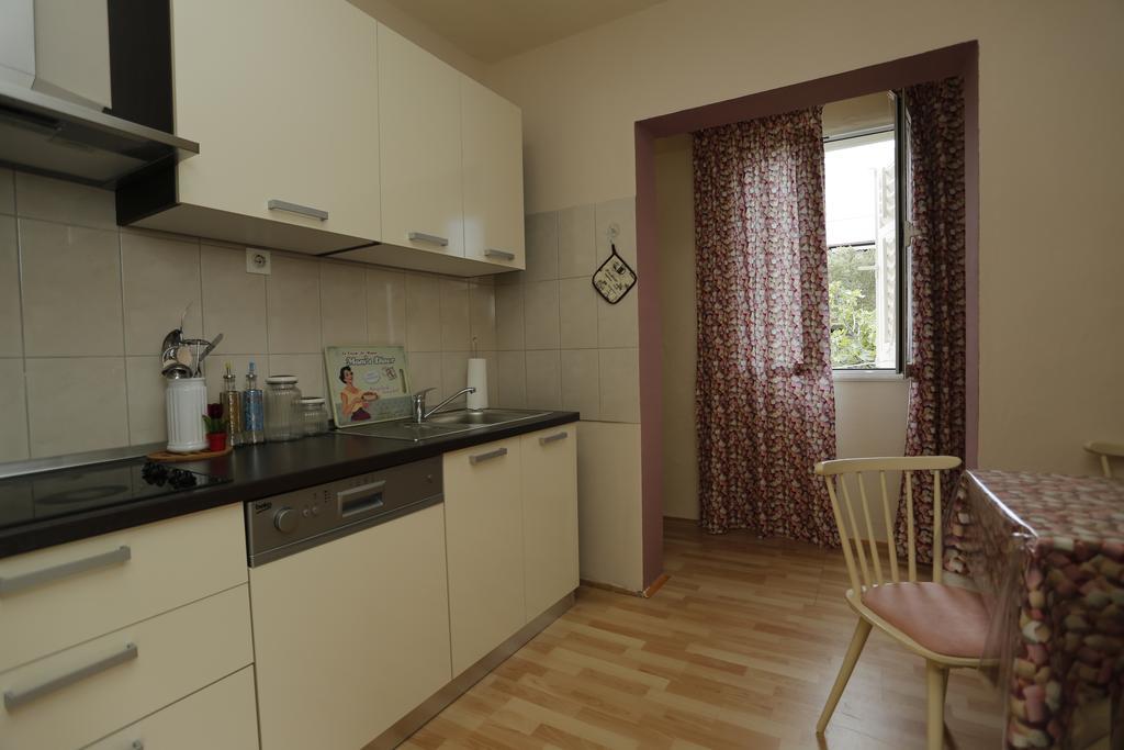 Apartment Magnolia Supetar Zimmer foto